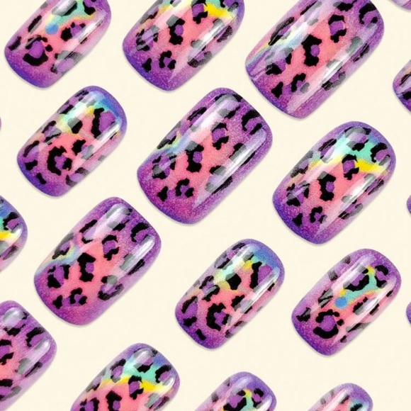 24pc Press On Nail Set from the Nail Bar 💅 - Picture 2 of 4